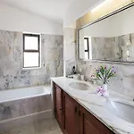 Villa Amazing Carvoeiro 4 Bedrooms Jasmin Walking Distance