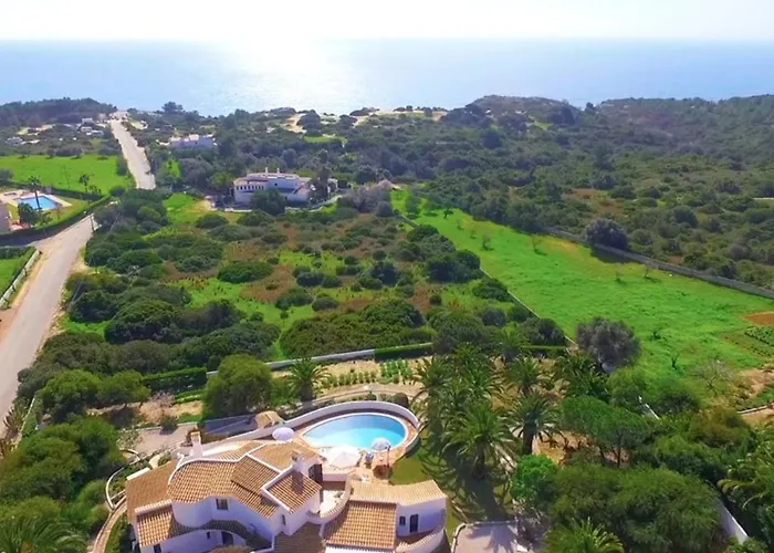 Amazing Carvoeiro 4 Bedrooms Jasmin Walking Distance Villa