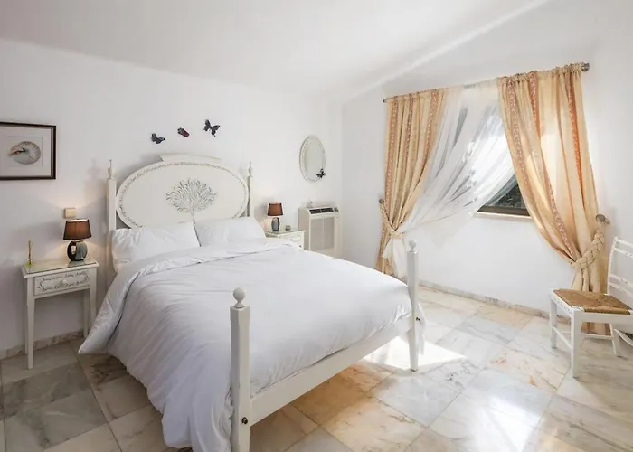 Villa Amazing Carvoeiro 4 Bedrooms Jasmin Walking Distance Lagoa