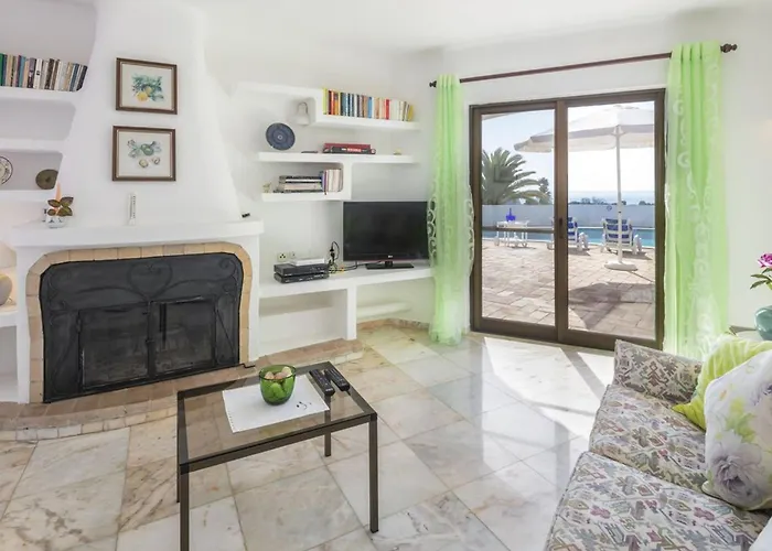 Amazing Carvoeiro 4 Bedrooms Jasmin Walking Distance Villa
